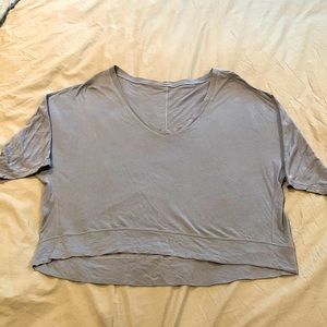 Lululemon cropped tee